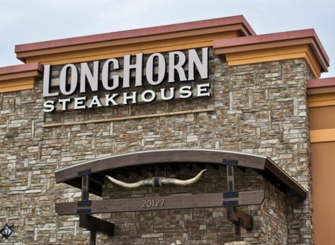 Longhorn Steakhouse Is Skyrocketing in Popularity