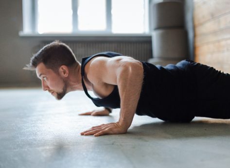The #1 Bodyweight Workout Men Should Do Every Day To Stay Fit